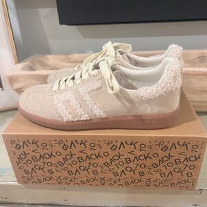 Back 70 Women's Cream Sneakers
